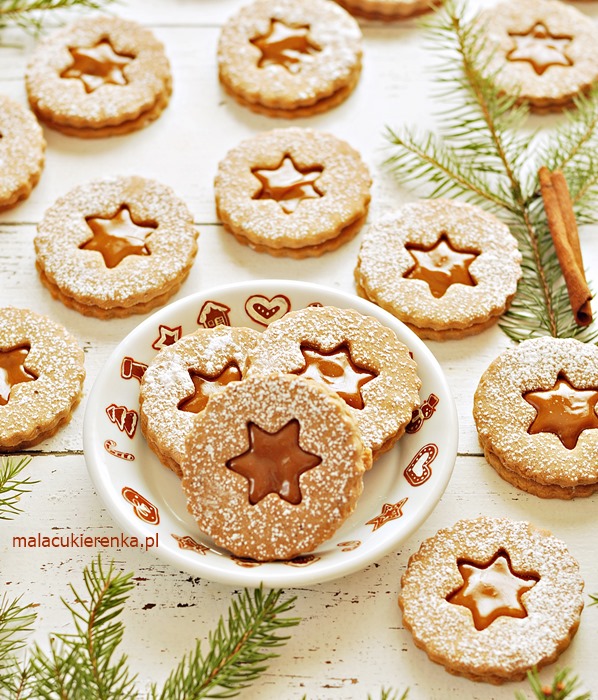 Dulce de Leche Sandwich Cookies