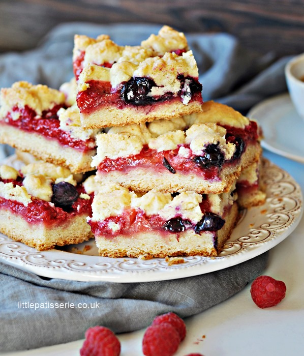 Summer Fruit Buttery Crumble Bars