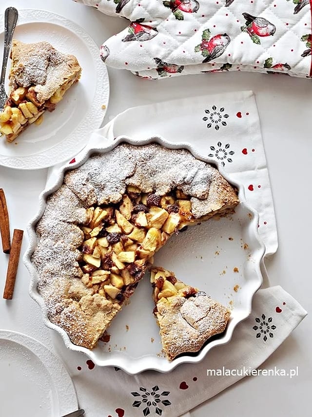 Apple Walnut Pie
