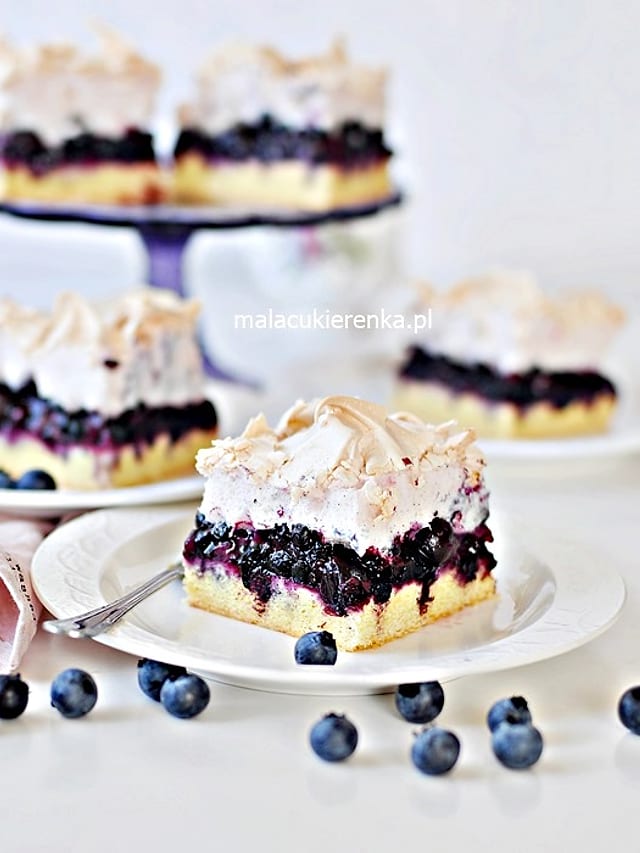 Blueberry Meringue Cake