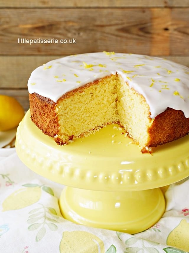 Delicious Moist Lemon Cake